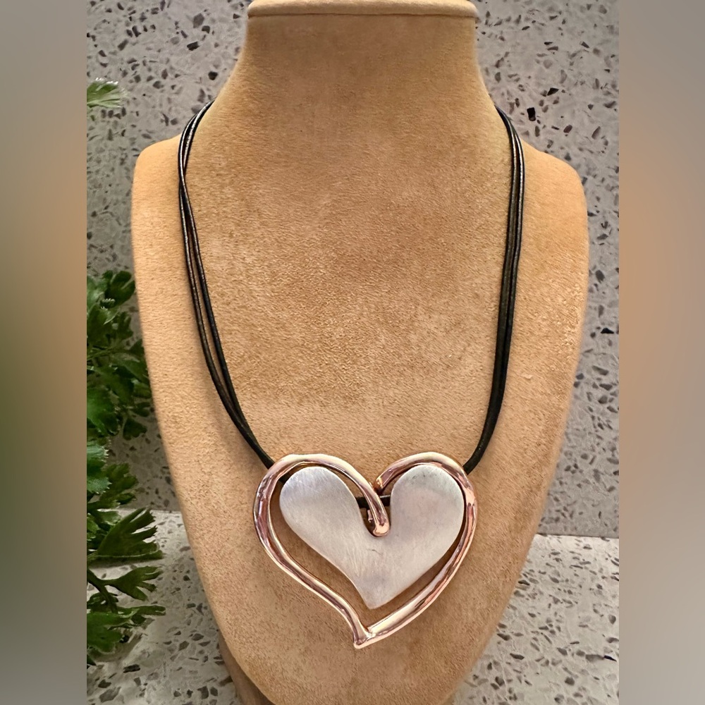 Copper tone and brushed silver Heart necklace set - Picture 3 of 9